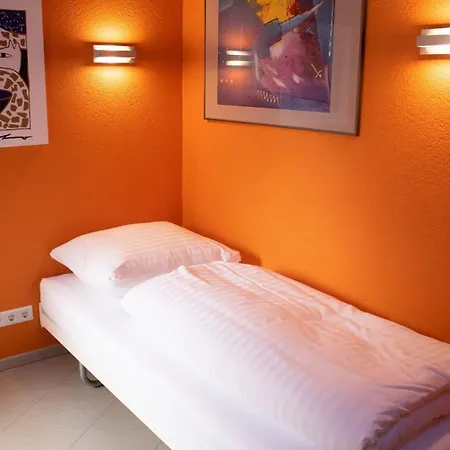 - Im Hohlen Seifen 10-k Apartment